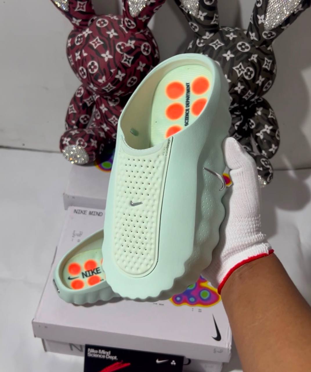 Nike Mind 001 mules in a light green
Size 36/37 Available 🤩
220 dhs✅

Zain242
♥️♥️♥️