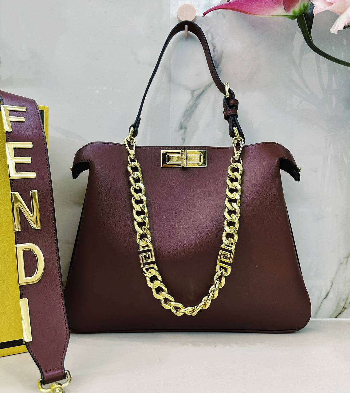 FENDI 
COPY ONE 
150 dhs🇦🇪🇦🇪

Zain295
♥️♥️♥️