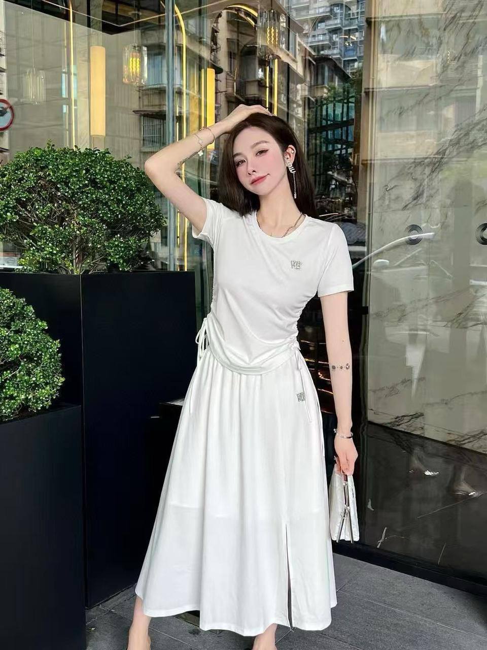 *New collections       
190 dhs🪙💕
*good  quality  
*Sizes:S M L * 
*AVAILABLE NOW*🥰🛍️🛍️

Zain231
♥️♥️♥️