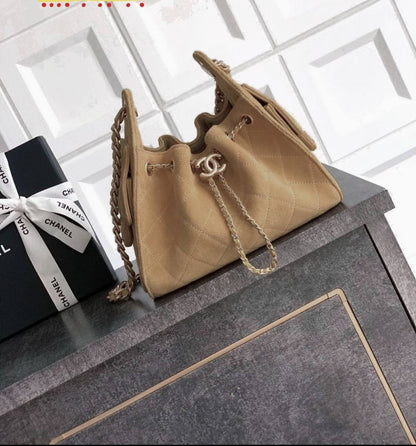 Chanel
105 dhs✅

Zain143
♥️♥️♥️
