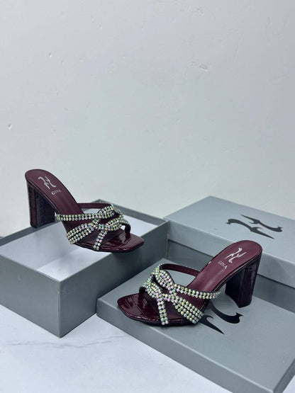 GINA 
size 36 to 41
115 dhs💓

Zain21
♥️♥️♥️