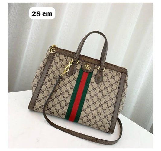 Gucci
90 dhs❤️💚
28 cm

Zain219
❤️💚❤️