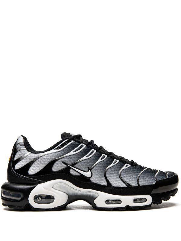 Nike Air Max Plus "Black/Silver"🪙🖤
36-45 AVAILABLE 🤩
160 dhs💓

Zain242
♥️♥️♥️