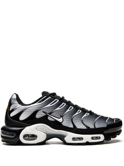 Nike Air Max Plus "Black/Silver"🪙🖤
36-45 AVAILABLE 🤩
160 dhs💓

Zain242
♥️♥️♥️