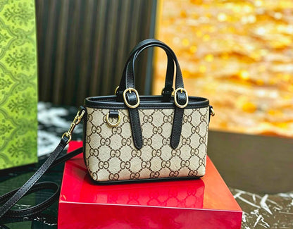 GUCCI 
 HIGH QUALITY 
MINI SIZE 
WITH BOX 
110 dhs💓

Zain17
♥️♥️♥️
