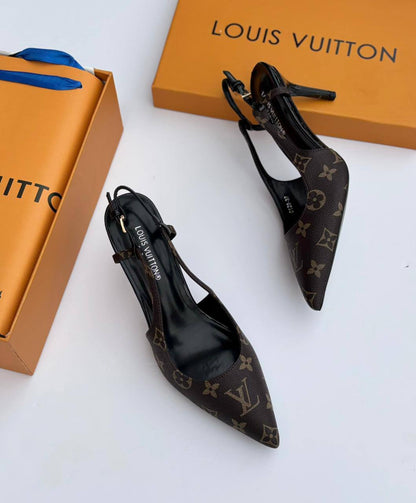 LV
140 dhs🪙💚
Size 36-42

Zain55
♥️♥️♥️