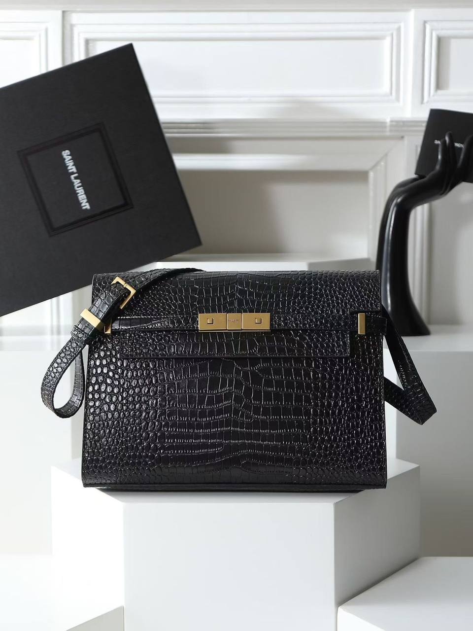 Hermes
Master+++
320 dhs💚

Zain153
♥️♥️♥️