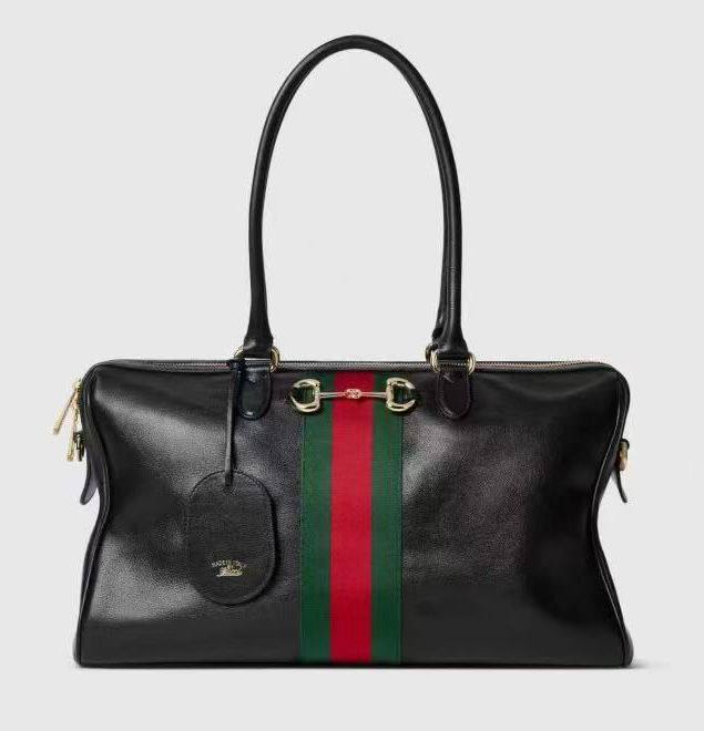 Gucci 
Master
Small =250 DHS💓
Big =280 DHS💓

Zain228
♥️♥️♥️
