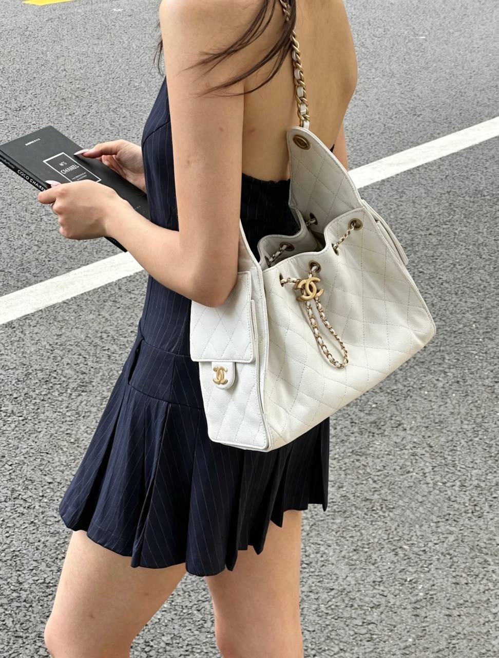 CHANEL
 GOOD QUALITY 
120 dhs✅

Zain39
♥️♥️♥️