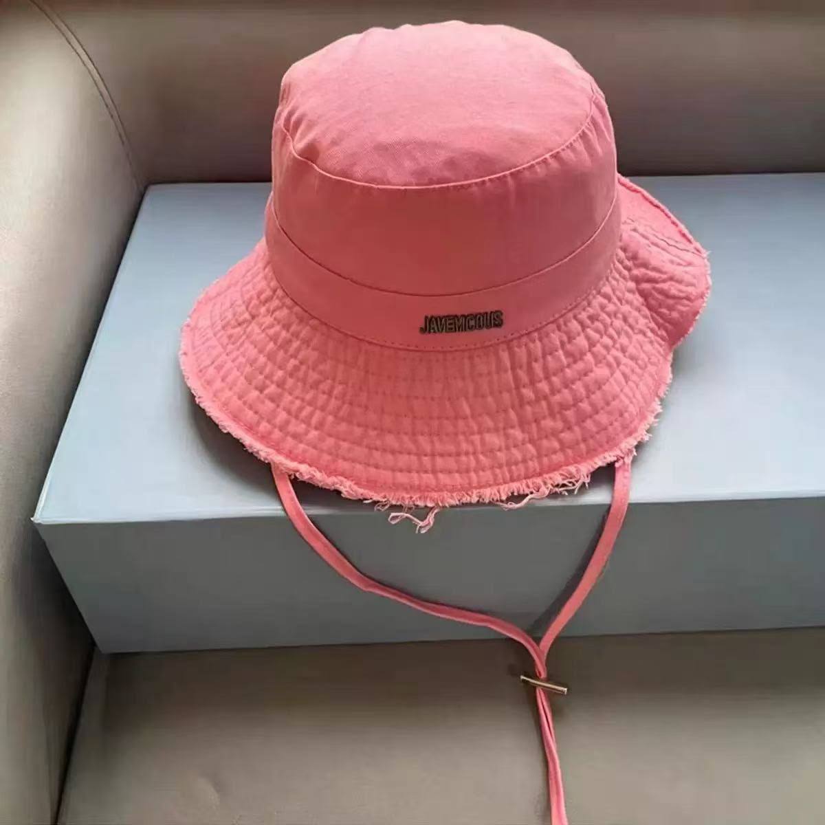 JACQUEMUS
 HATS 
230 dhs🇦🇪🇦🇪

Zain328
♥️♥️♥️