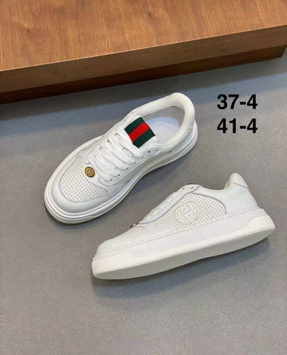 GUCCI SHOES 
GOOD QUALITY
105 dhs✅
Size 36 TO 41

Zain40
♥️♥️♥️