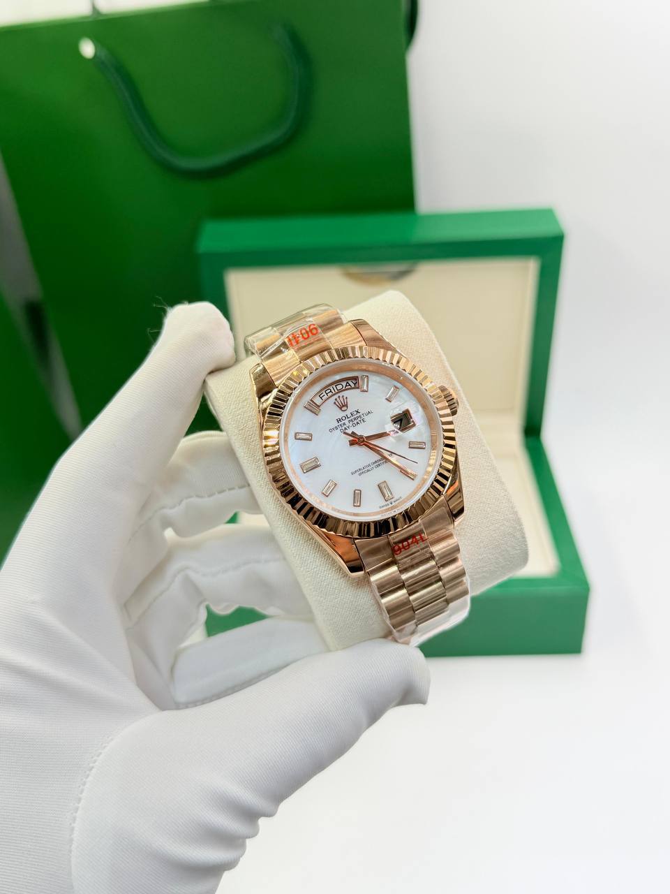 Rolex
Automatic  
master 
with  original  box  🎁
290 dhs✅

Zain85
♥️♥️♥️