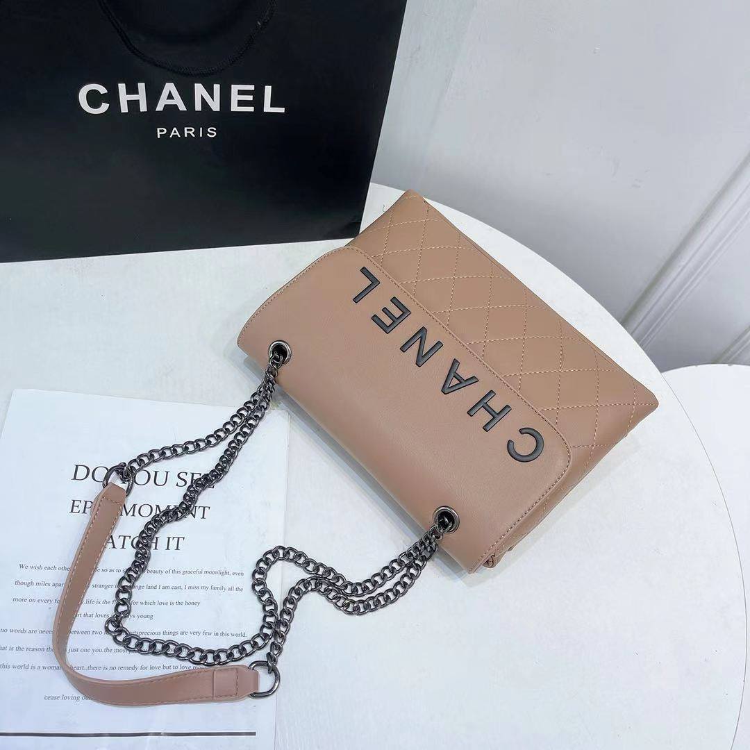 Fendi - Gucci - Chanel
110 dhs✅
high quality

Zain26
♥️♥️♥️