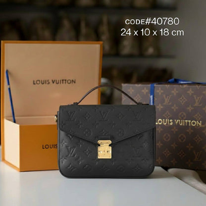 LV
ᴘᴏᴜᴄʜᴇᴛᴛᴇ ᴍᴇᴛɪs
ʜᴀɴᴅʙᴀɢ ɪɴ ᴍᴏɴᴏɢʀᴀᴍ
ɢᴏʟᴅ ʜᴀʀᴅᴡᴀʀᴇ
sɪᴅᴇ : 25 cm
ᴡɪᴛʜ BOX

115 dhs✅

Zain31
♥️♥️♥️