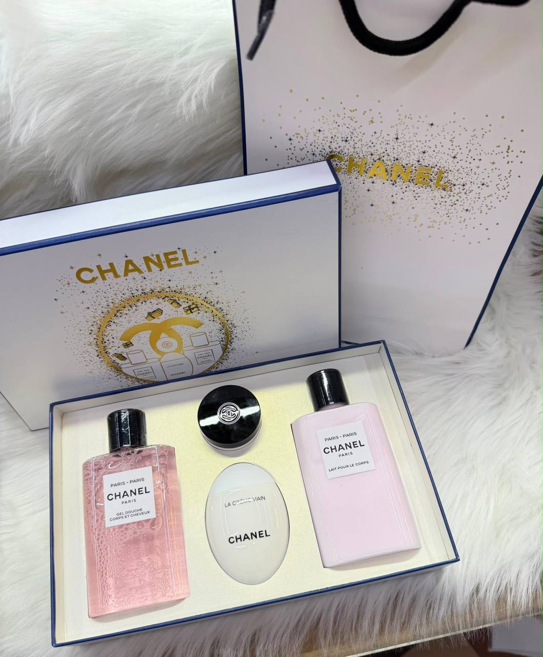 Chanel Set
95 dhs✅

Zain211
♥️♥️♥️
