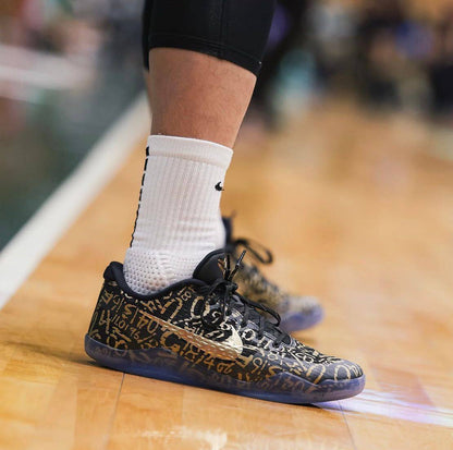 Nike Kobe 11 Protro
Mamba Day，
Size 40-46 ，
250 dhs💓

Zain18
♥️♥️♥️