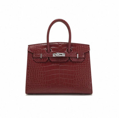 Hermes 

100 dhs🇦🇪🇦🇪

size 25×11×19cm

Zain213
♥️♥️♥️