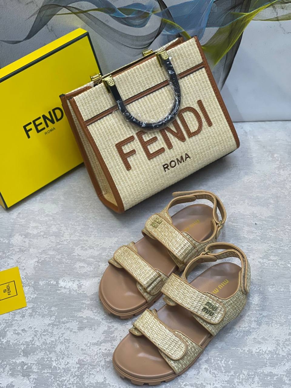 Fendi
Set 
Size 36-41
240 dhs✅

Zain175
♥️♥️♥️