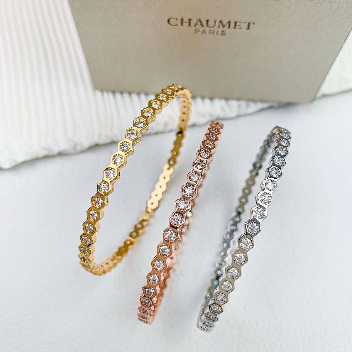 Chaumet bangle
Master quality

*70* AED normal box 📦

Zain48
♥️♥️♥️