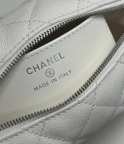 Chanel

95 dhs❤️

with box
🎁🎁🎁

size 21cm

Zain26
♥️♥️♥️