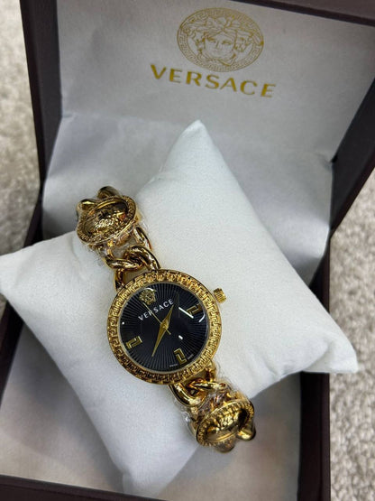 VERSACE🆕 LADIES 
GOOD QUALITY 💯
60 dhs🪙💕

Zain133
♥️♥️♥️