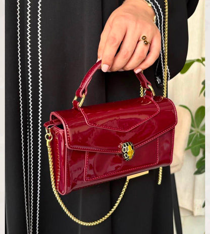 Bvlgari
105 dhs✅
Size：19CM
Good-quality with box

Zain35
♥️♥️♥️