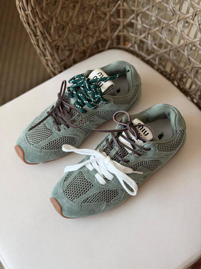 🩶✨ MIU MIU ✨🩶
🤩 Available New Arrival 🤩
😍😍 Super Master Quality 😍😍
👠 Size: 36 to 41
💎 Premium Quality
450 dhs✅

Zain198
♥️♥️♥️