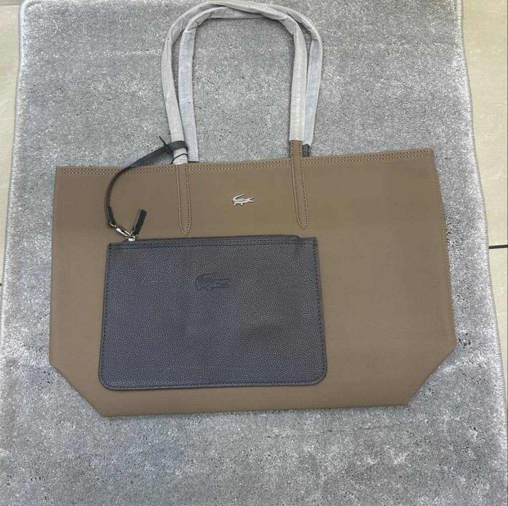 Lacoste
75 dhs🇦🇪🇦🇪

Zain143
♥️♥️♥️