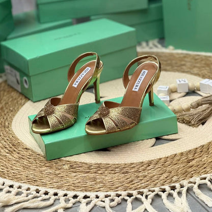 Aquazzura

150 dhs
36-41

Zain80
♥️♥️♥️