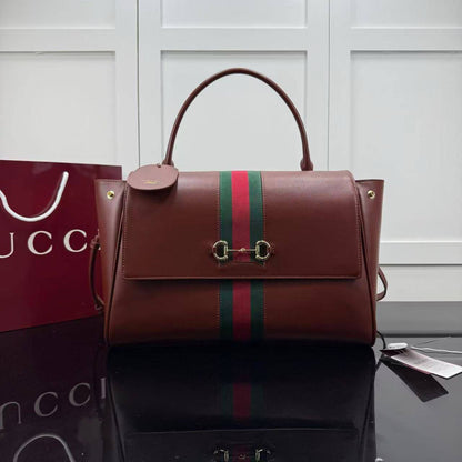 Gucci
Master🌺🌺
37cm🫶🏼🫶🏼 
300 dhs💛

Zain297
♥️♥️♥️