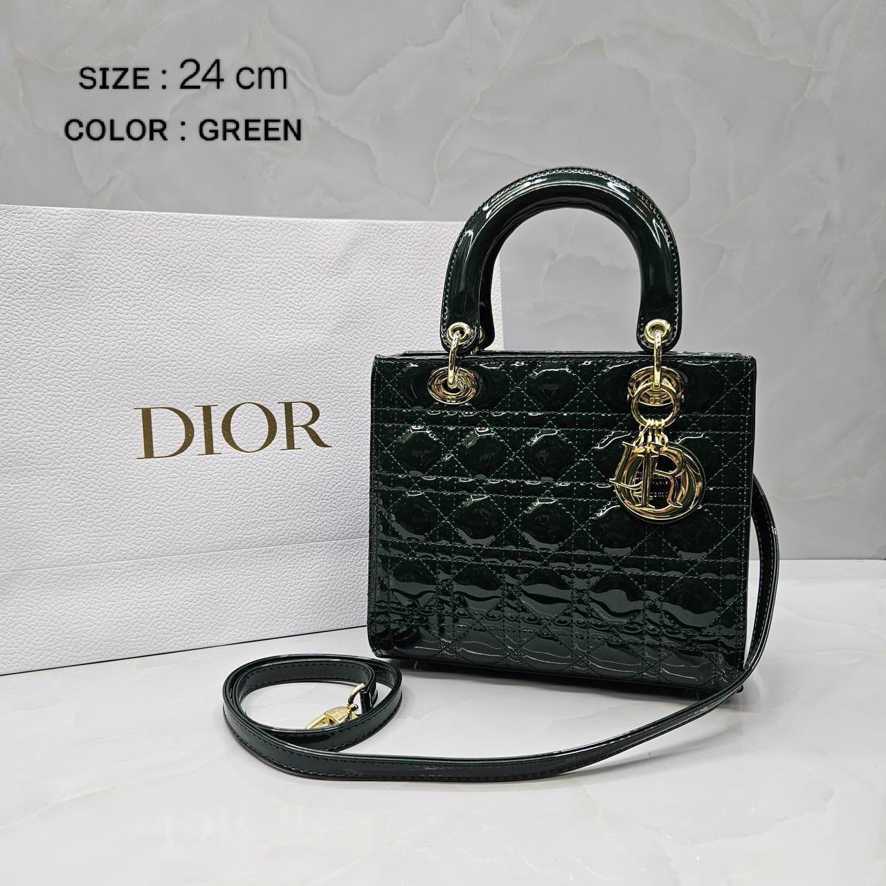 dior
ɢʟᴏssʏ ᴍᴀᴛᴇʀɪᴀʟ
ᴡɪᴛʜ ʟᴏɴɢ ʙᴇʟᴛ sᴛʀᴀᴘ
sɪᴢᴇ: 24 cm
ᴡɪᴛʜᴏᴜᴛ ʙᴏx

105 dhs🪙💕

Zain31
♥️♥️♥️