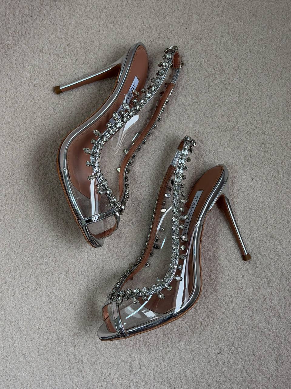 Aquazzura
𝑨𝑨𝑨 𝑸𝑼𝑨𝑳𝑰𝑻𝒀
𝑺𝑰𝒁𝑬 {36 𝒕𝒐 41}
450 dhs✅

Zain81
♥️♥️♥️