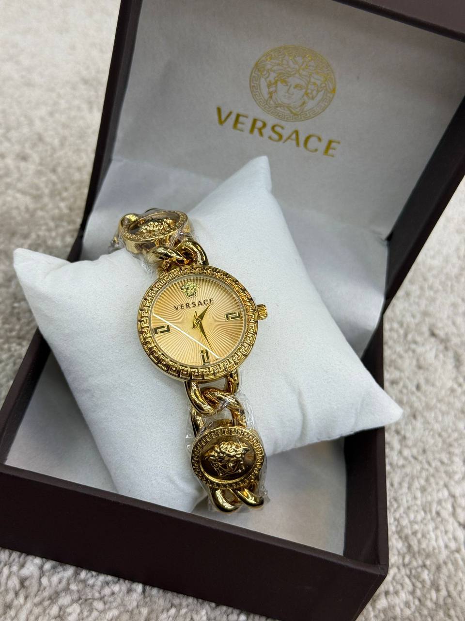 VERSACE🆕 LADIES 
GOOD QUALITY 💯
60 dhs🪙💕

Zain133
♥️♥️♥️