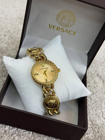 VERSACE🆕 LADIES 
GOOD QUALITY 💯
60 dhs🪙💕

Zain133
♥️♥️♥️