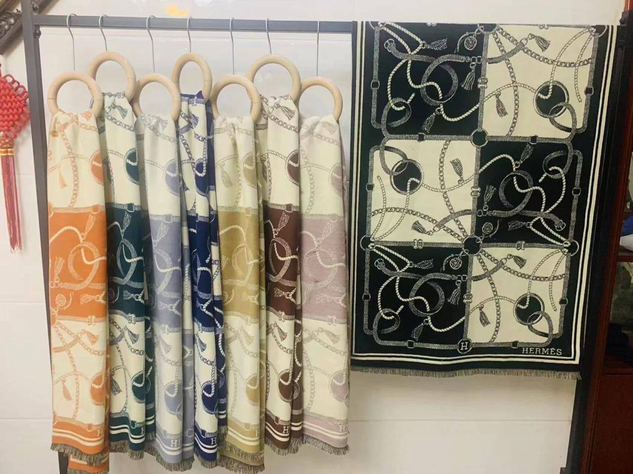 Scarf
45 dhs🪙🌨️

Zain90
♥️♥️♥️