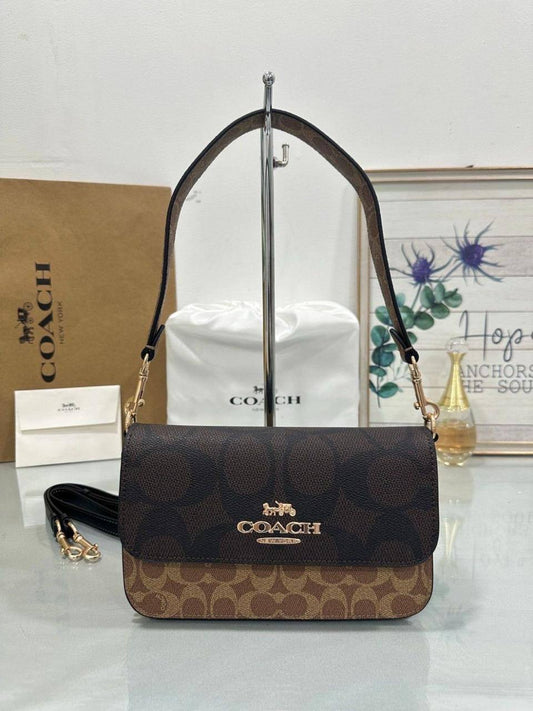 Coach Master
😍🌹23cm 
230 dhs💓

Zain248
♥️♥️♥️