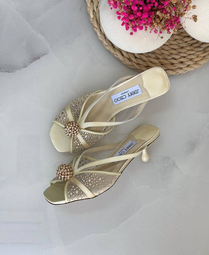 Jimmy choo 
Vip quality 
Size:36to41
450 dhs✅

Zain113
♥️♥️♥️