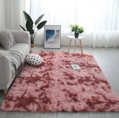 Velvet carpet 
Washing machine you can wash .
Good quality strong for long time !!
Size 160*210
120 dhs✅

Zain99
♥️♥️♥️
