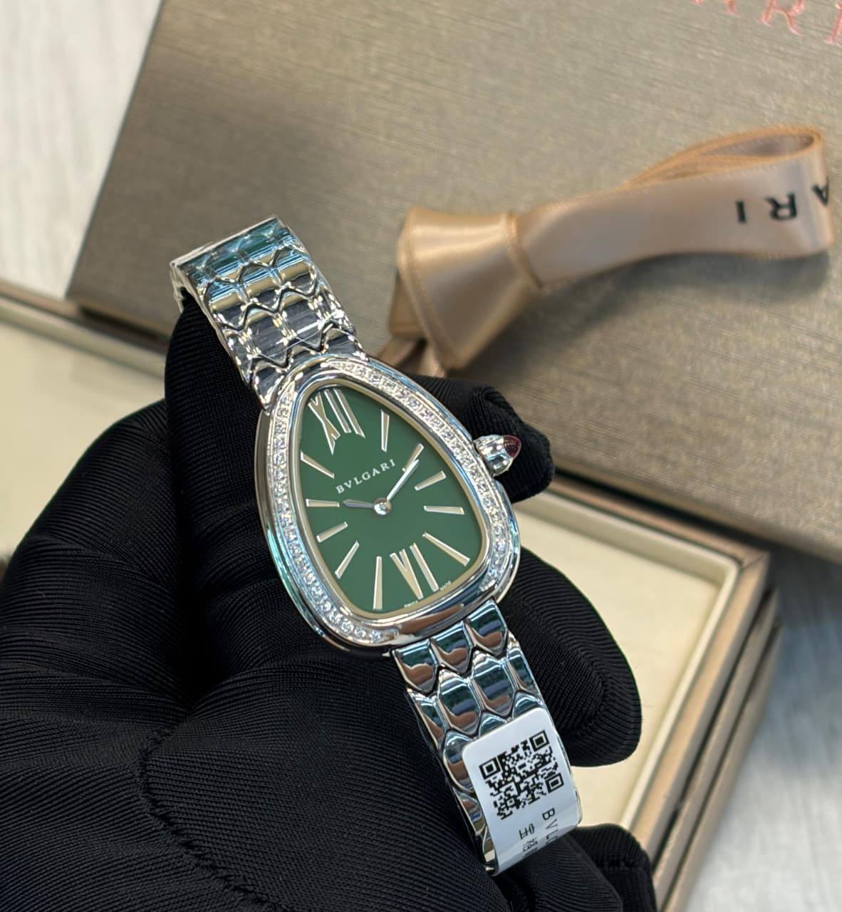 Bvlgari watch for ladies 
good quality 
270 dhs❣️

Zain59
♥️♥️♥️