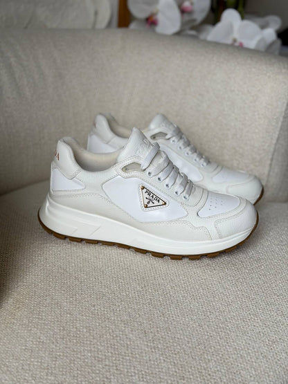 Prada Sneakers
*Vip Quality*
*Size: 40 to 46*
450 dhs✅

Zain185
♥️♥️♥️