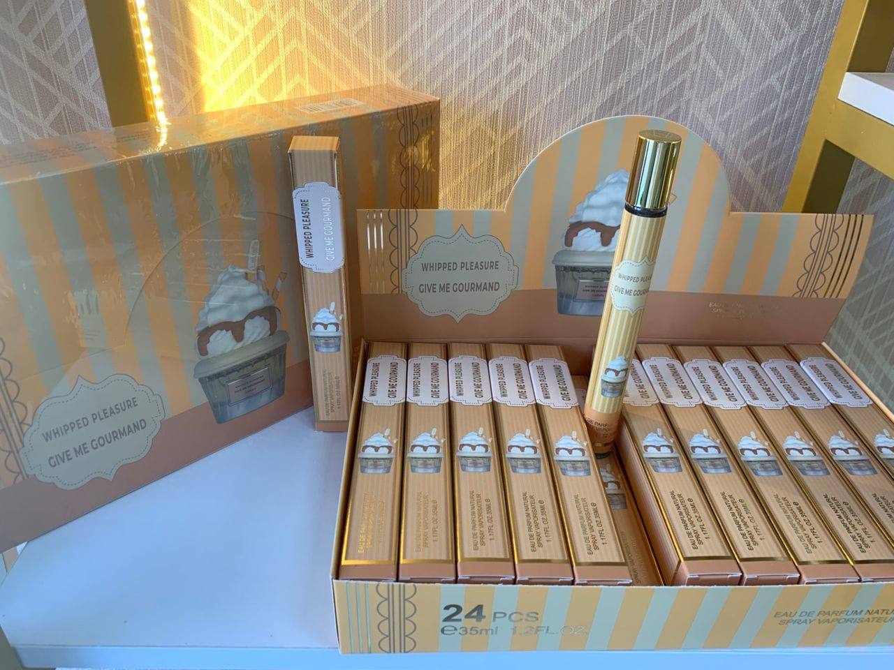 Gift Boxes
85 dhs✅
35 ml  
24pcs

Zain211
♥️♥️♥️