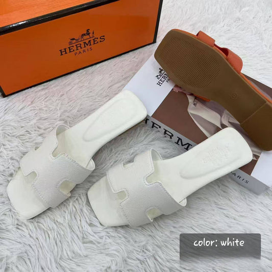 Hermes

60 dhs💓

Zain232
♥️♥️♥️