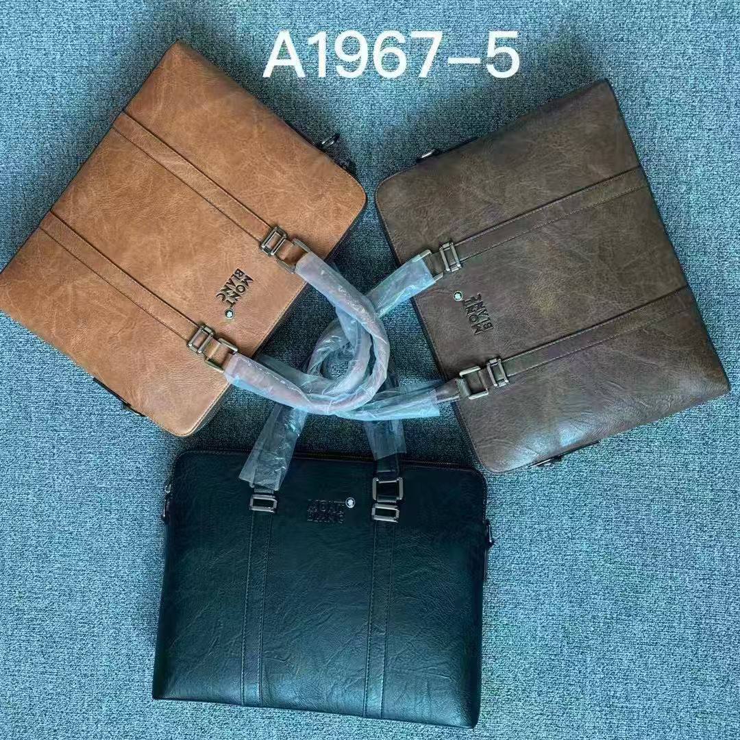 Laptop bags 
good quality 
110 dhs💓

Zain278
♥️♥️♥️