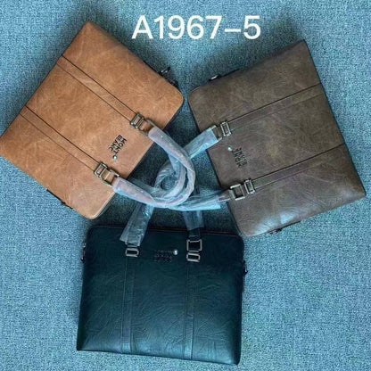 Laptop bags 
good quality 
110 dhs💓

Zain278
♥️♥️♥️