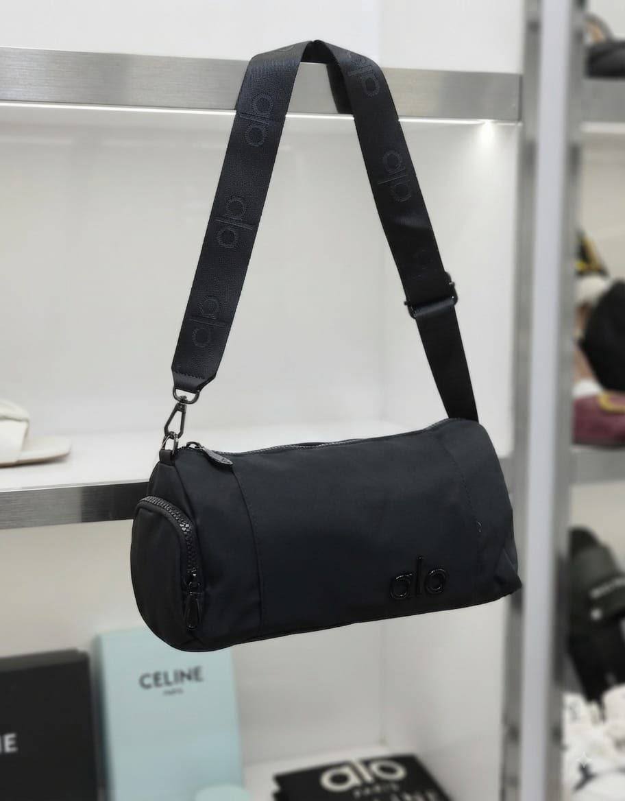 NEW CAME
ALO Siling Bag
GOOD QUALITY 
55 dhs🇦🇪🇦🇪

Zain40
♥️♥️♥️