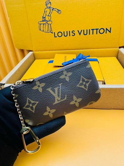 LV
💜*Super Master*💜
230 dhs✅

Zain275
♥️♥️♥️
