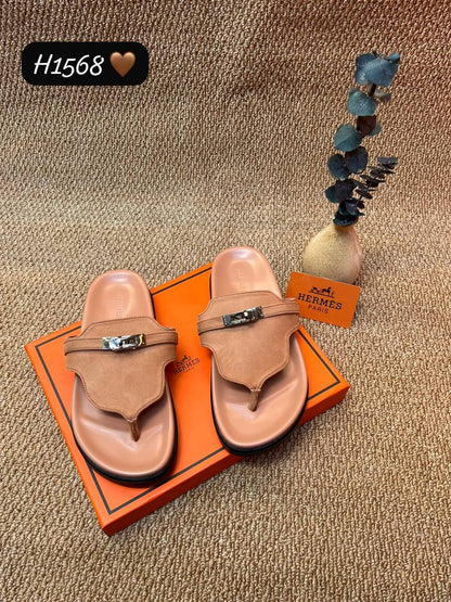 Hermes
Empore sandals
Size 36 to 41

95 dhs💓

Zain236
♥️♥️♥️