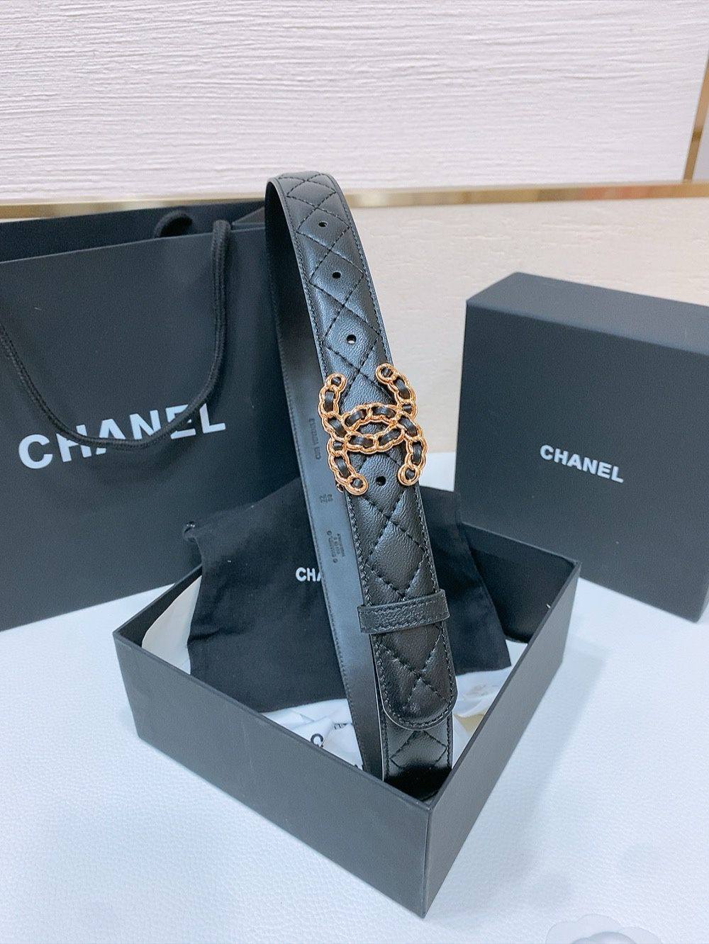Chanel

master quality

300 dhs🇦🇪🇦🇪

Zain164
♥️♥️♥️