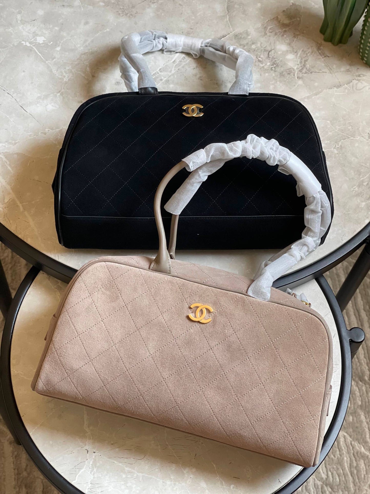 CHANEL
Available original box 📦 
With full packing 🎀🎀
Super high quality 💥💥
For Price 👇 WhatsApp✅
0568585901 
0507557372
0552275751 Owner Zain 👌

Zain283
♥️♥️♥️
