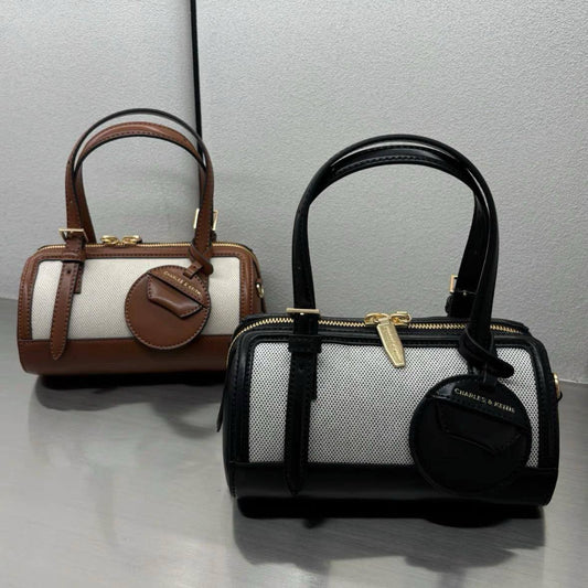 CK
20   * 11 * 11cm
90 dhs🪙🌨️

Zain17
♥️♥️♥️